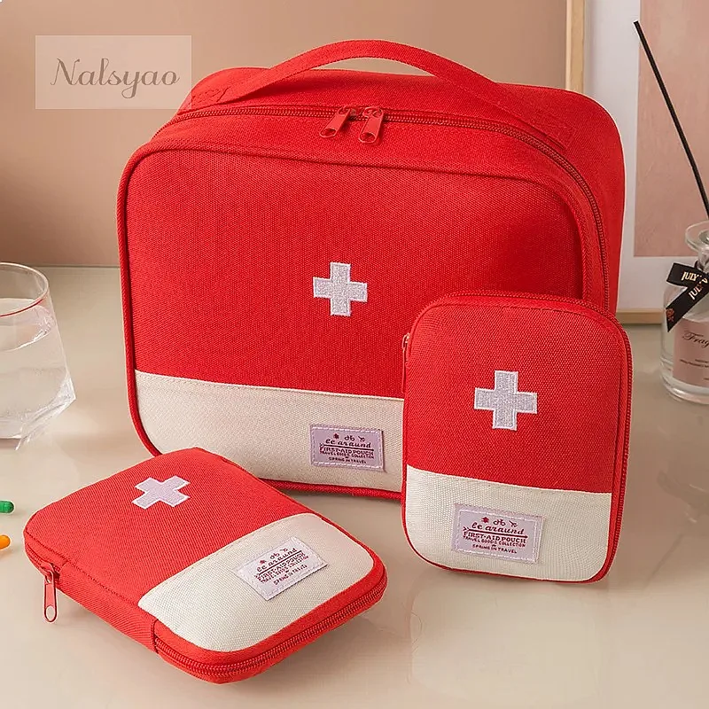 Set da 3 pezzi: borsa portatil - First Aid Bag Kit recensione e prezzo